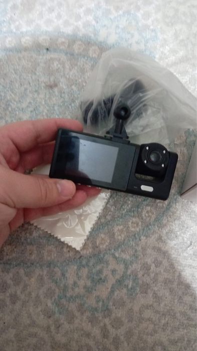 Видеорегистратор 3-в-1  Видеорегистратор для машин