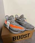Adidasi Yeezy Boost Carbon Beluga