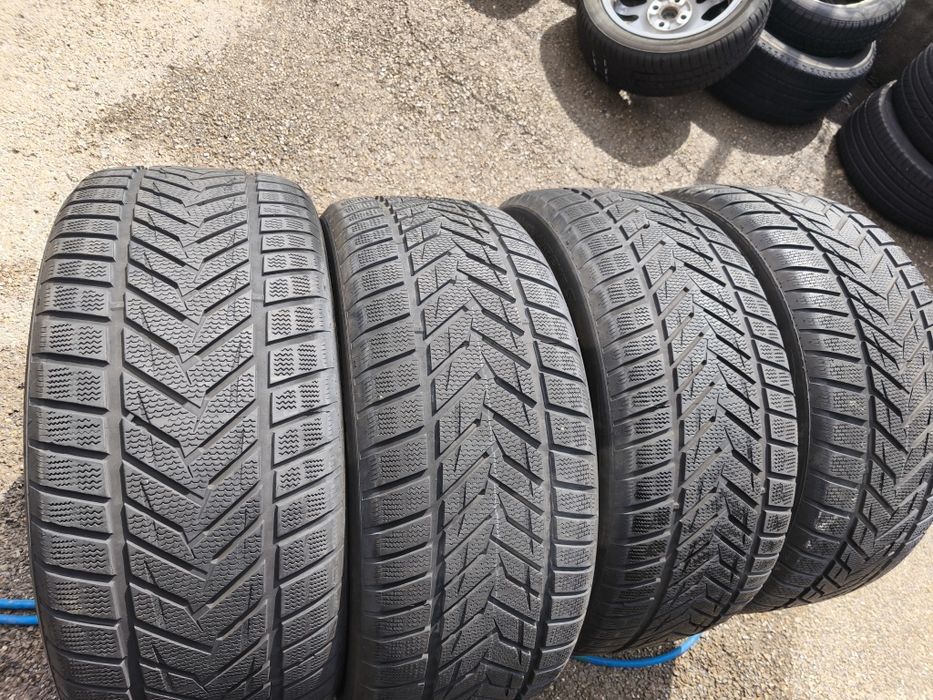 285/40/22" 4бр Vredestain wintrac exttrime s,dot3919,6mm