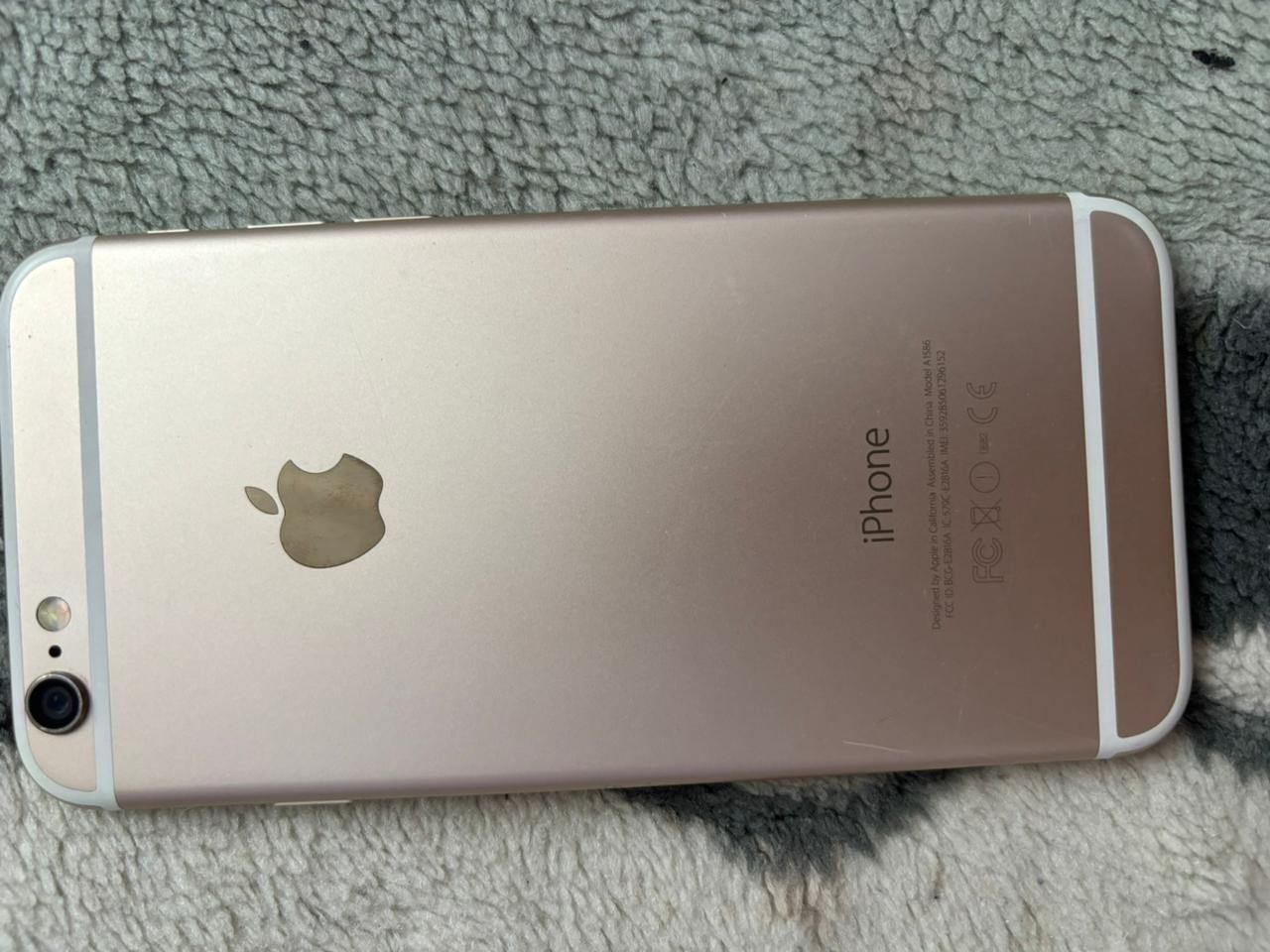 iPhone 6 64 Гб золотистого цвета