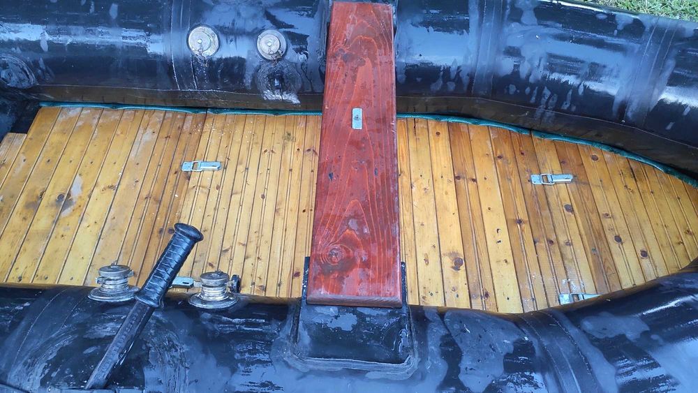 Военна лодка уникат