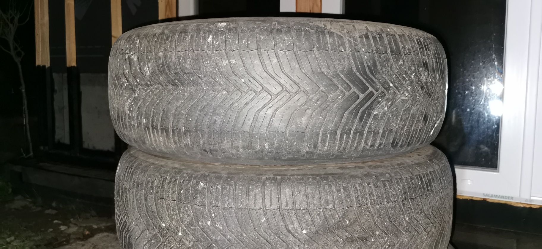 235 65 R17 Michelin CrossClimate SUV (all season)