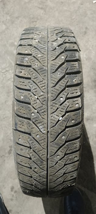 Продам зимнюю шину