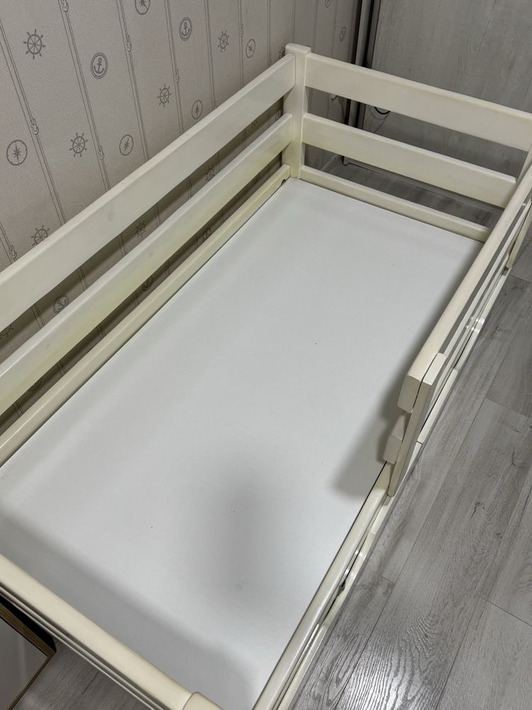 Продам детскую кровать