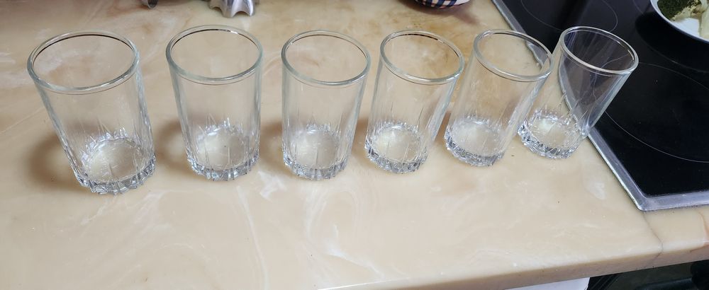 Продаются бокалы