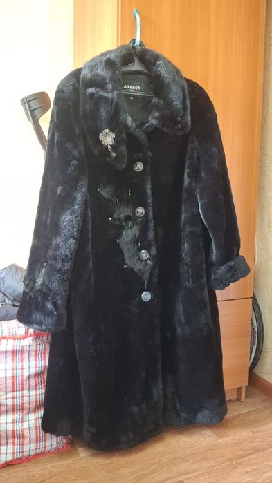 Женская Мутоновая шуба