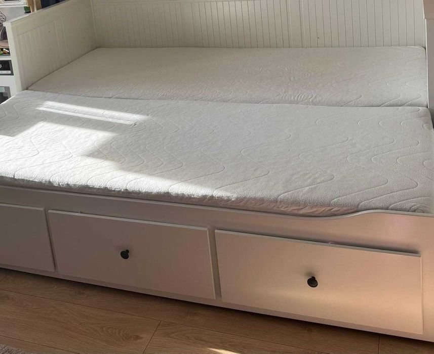 Pat extensibil divan IKEA 160/200 cu 3 sertare si 2 saltele 80/200