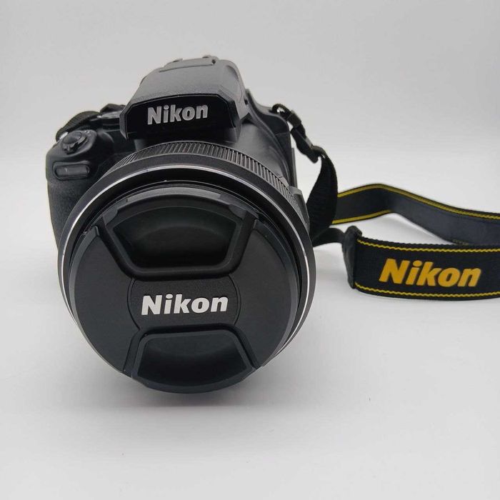 Nikon COOLPIX P1000 NIKKOR 125X Wide Optical Zoom ED VR 4.3-539mm