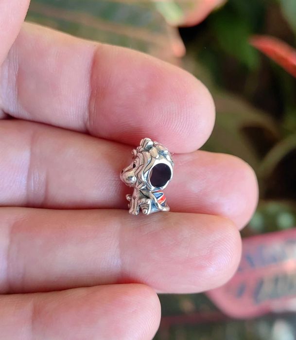 Pandora Талисман Обединеното кралство, Пандора висулка лъвче