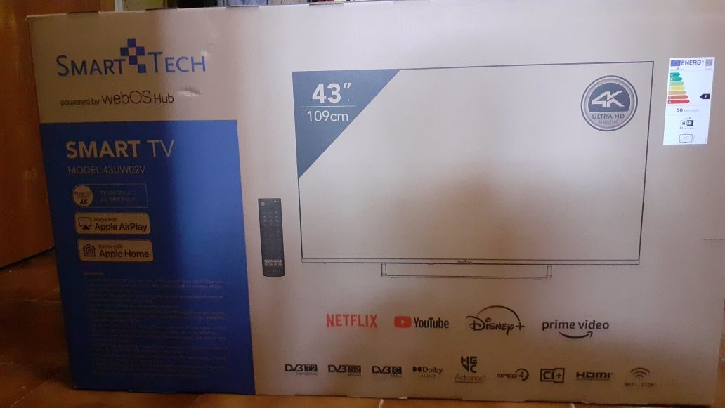 Televizor SmartTech LED 43UW02V, 108 cm, Smart WebOS, 4K Ultra HD Nou!