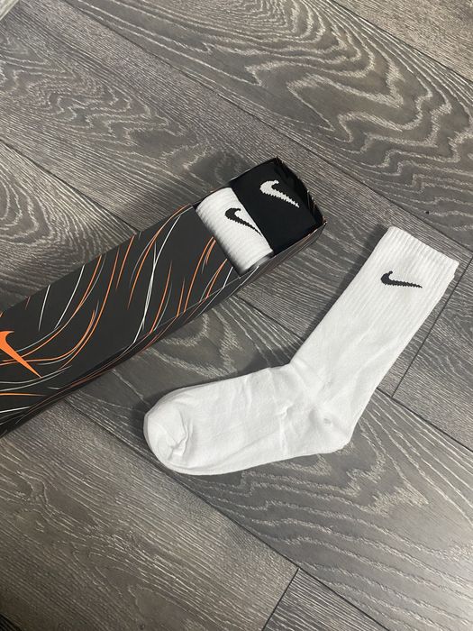 Sosete lungi nike si adidas 6 la set 50 lei lei