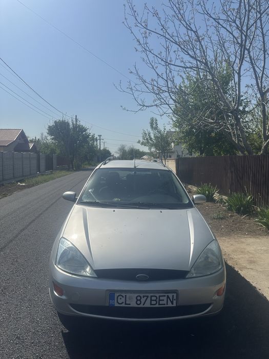 Ford Focus 1.6 benzină, an 2000 stare bună / întreținută/ Itp valabil