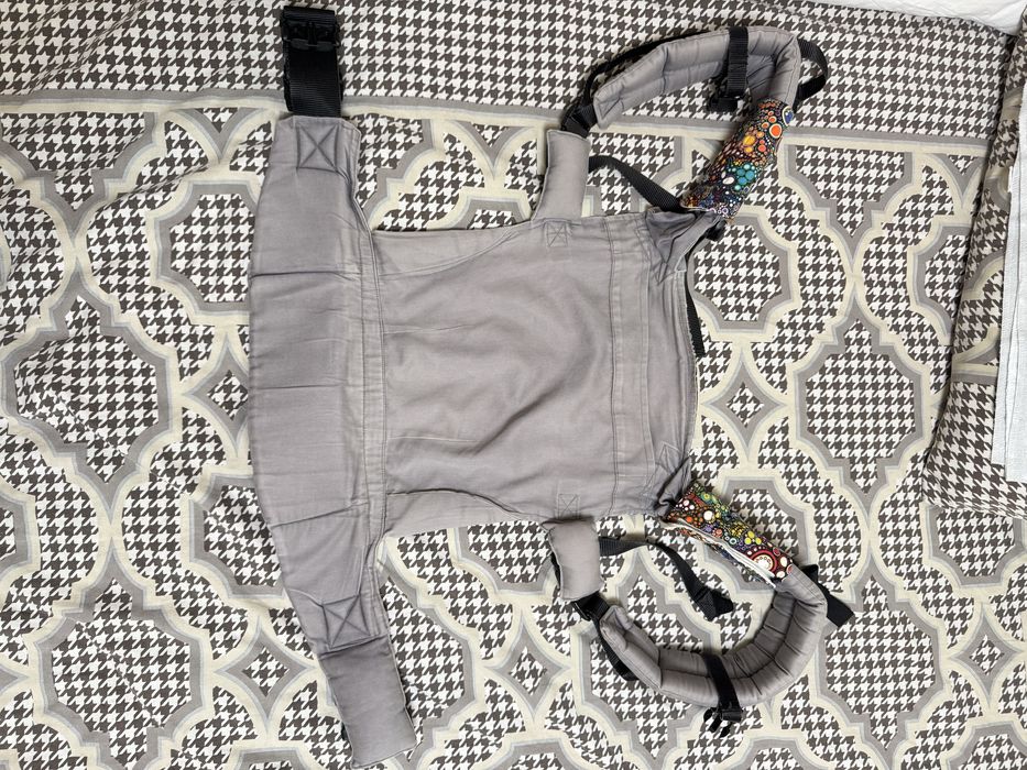 Marsupiu ergonomic Bumbo