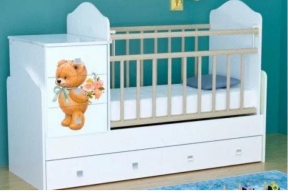 Продам детскую манежку