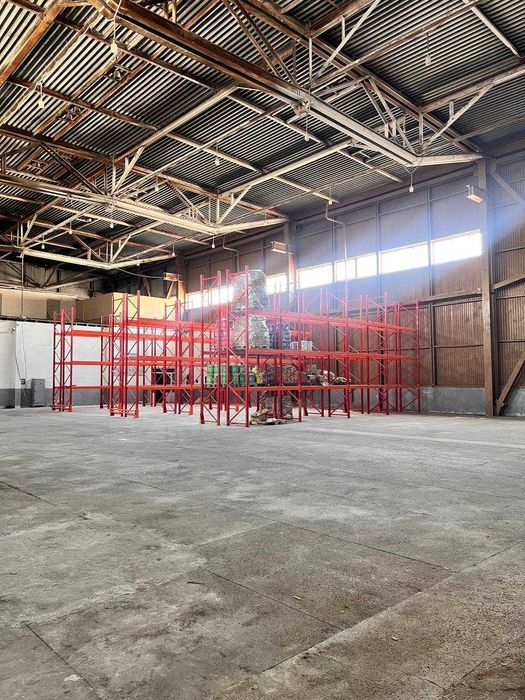 Сдаются в аренду  складские помещения (более 1,000 м²)