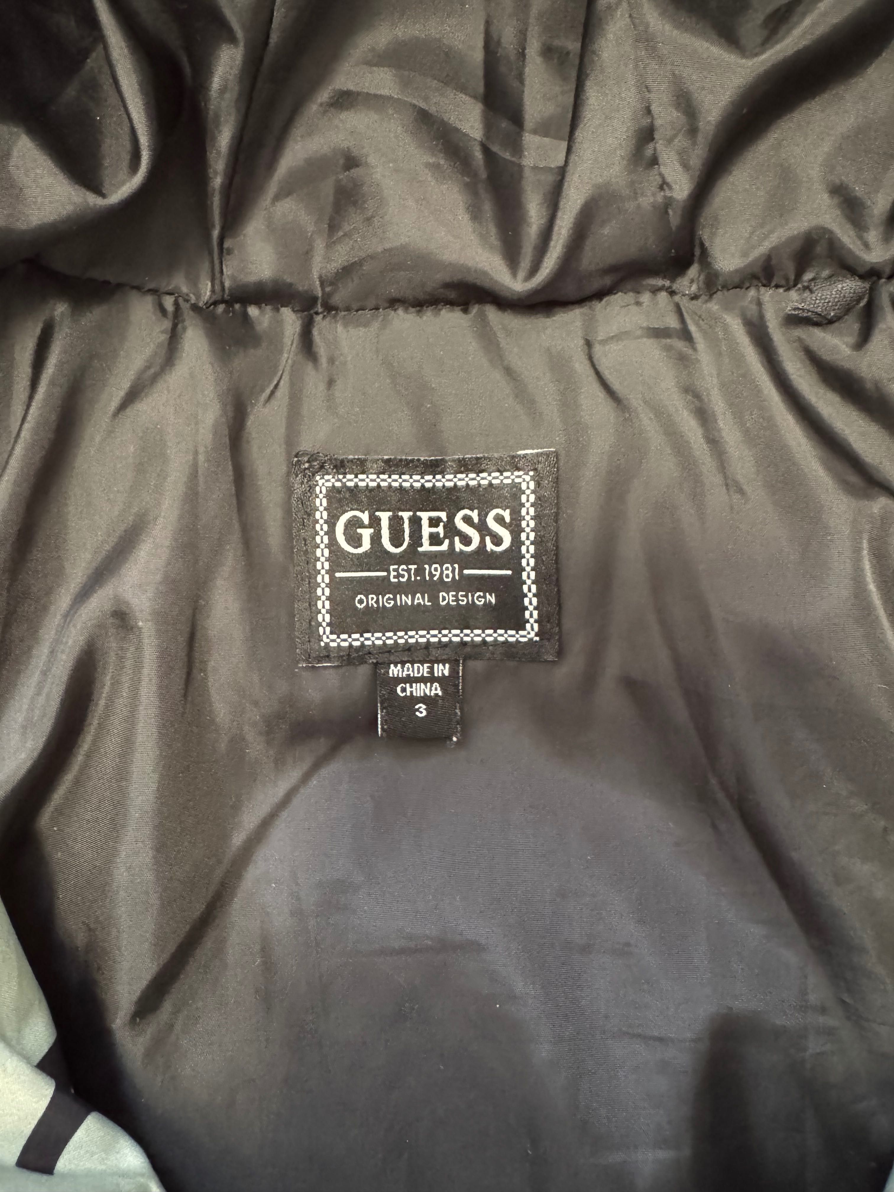 Зимно яке GUESS за момче
