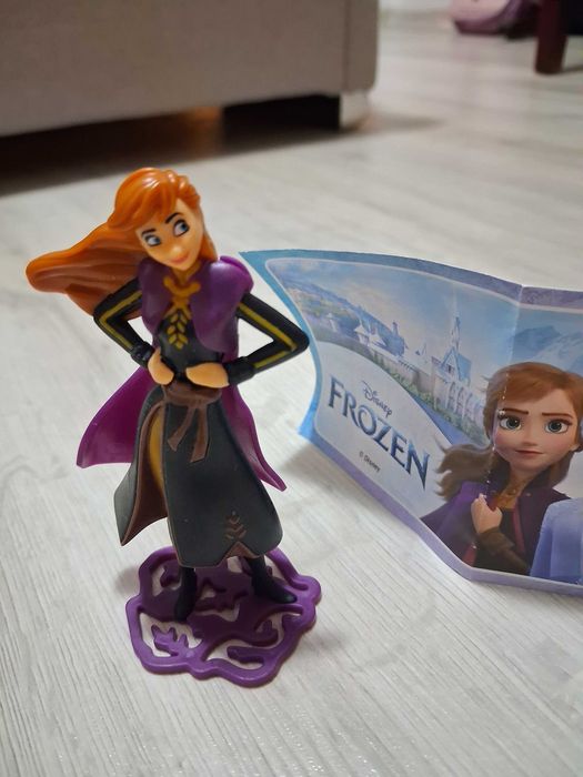 Figurine Bell/ Cenusareasa/Rapunzel/ Frozen