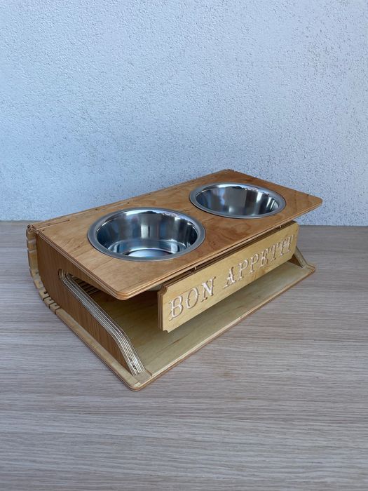 Поставка за храна за домашни любимци