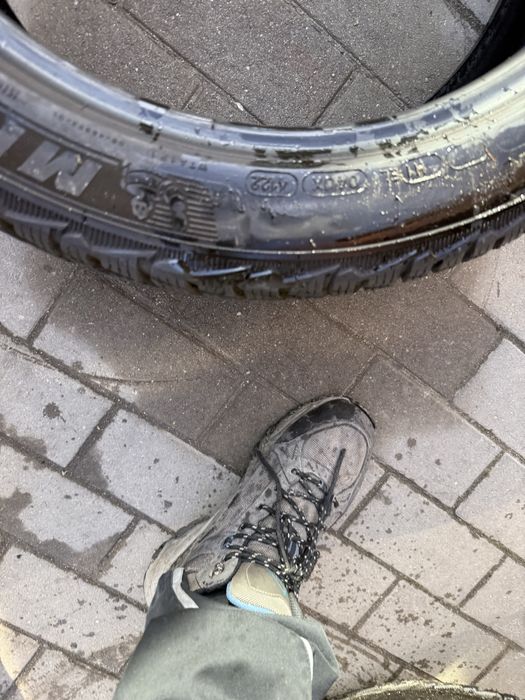 Anvelope 235 45 18 Michelin iarna 2022