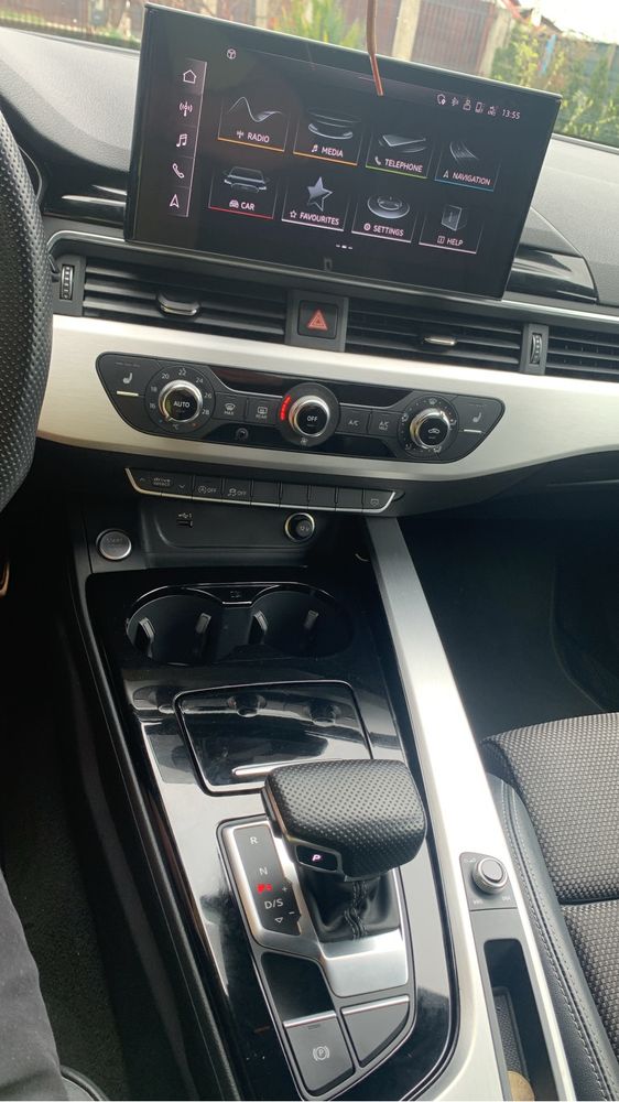 Audi A4 Avant 2.0 40 TDI S tronic advanced Quattro S line