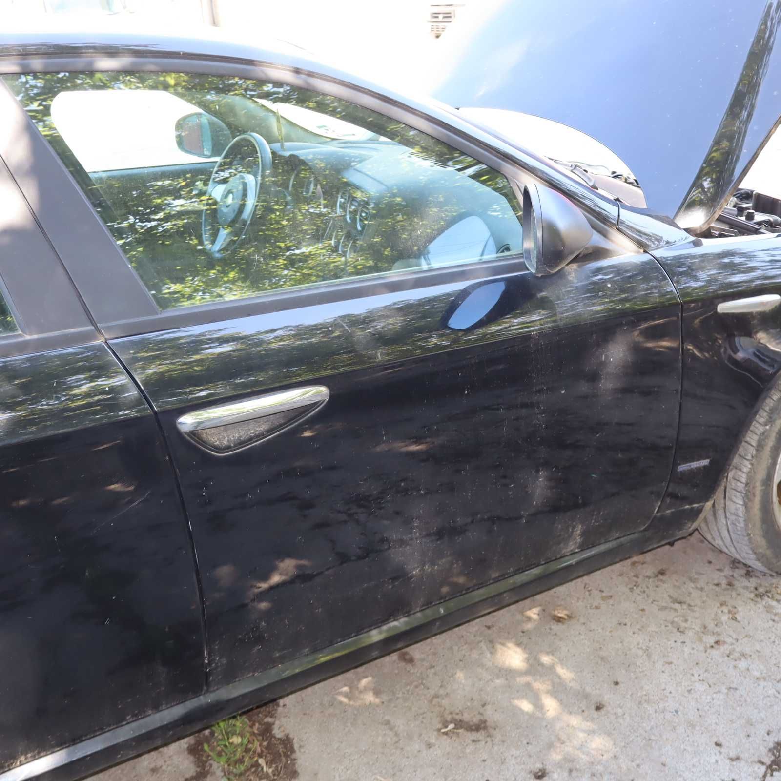 Предна дясна врата за  Alfa Romeo 159 sportwagon 1.9JTD 150 к.с.