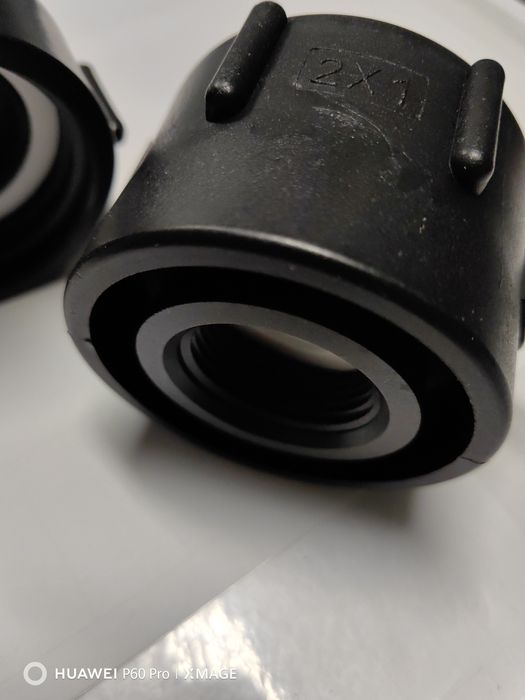 Капачки, преходници и всичко за бидон 1000 литра