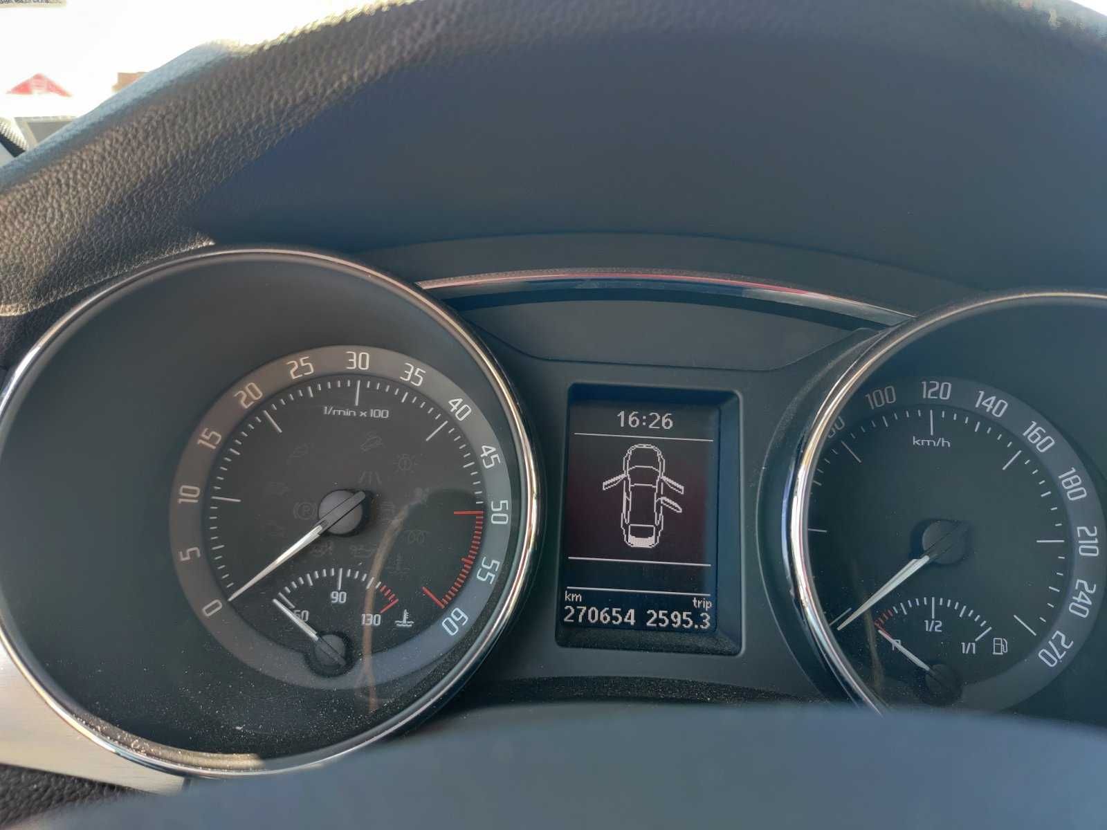 Skoda Superb 2.0TDI, 170HP, 4х4,6DSG, ПЪЛНА СЕРВИЗНА ИСТОРИЯ в Еуратек