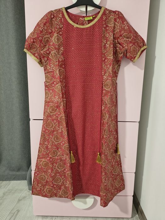 Rochita Saree traditional indiena pentru copii