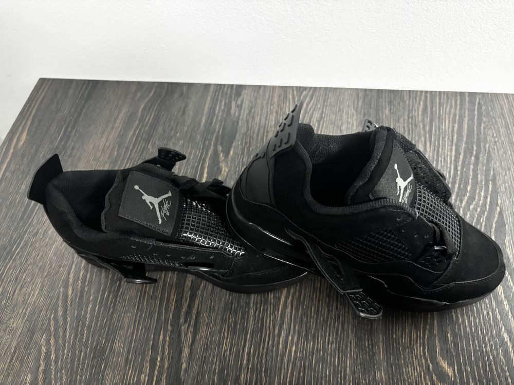 Jordan 4 Black cat 40