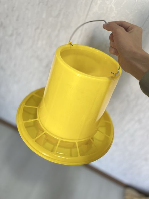 Yangi broller tovuqlar uchun ozuqa idishi – mustahkam va qulay