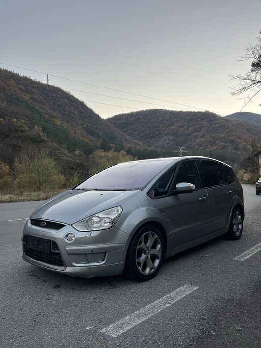 Ford s max 2.2 175к много добро състояние