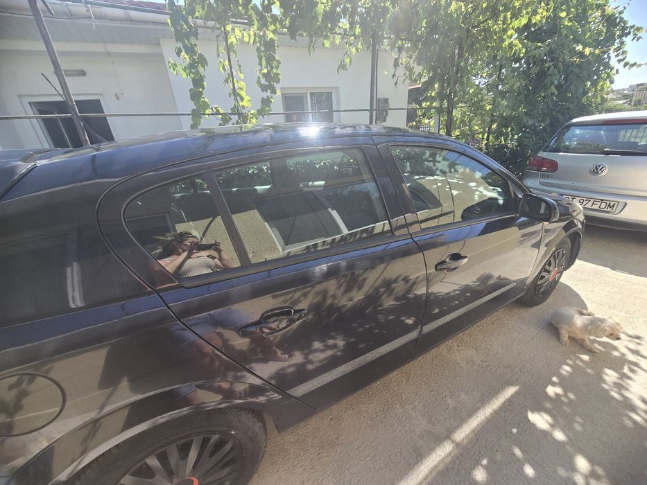Opel Astra H stare buna!!! 1250 euro