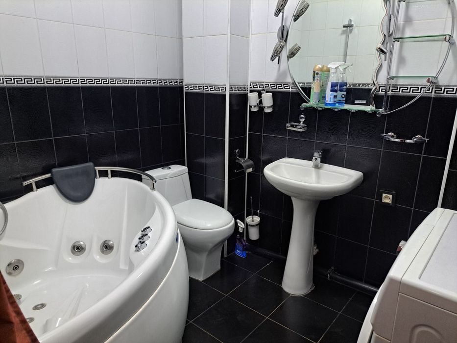 Чилонзор ТЦ. Высокопотолочка.