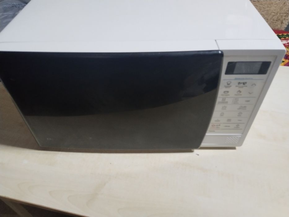 Продам микроволновоку в рабочем состоянии