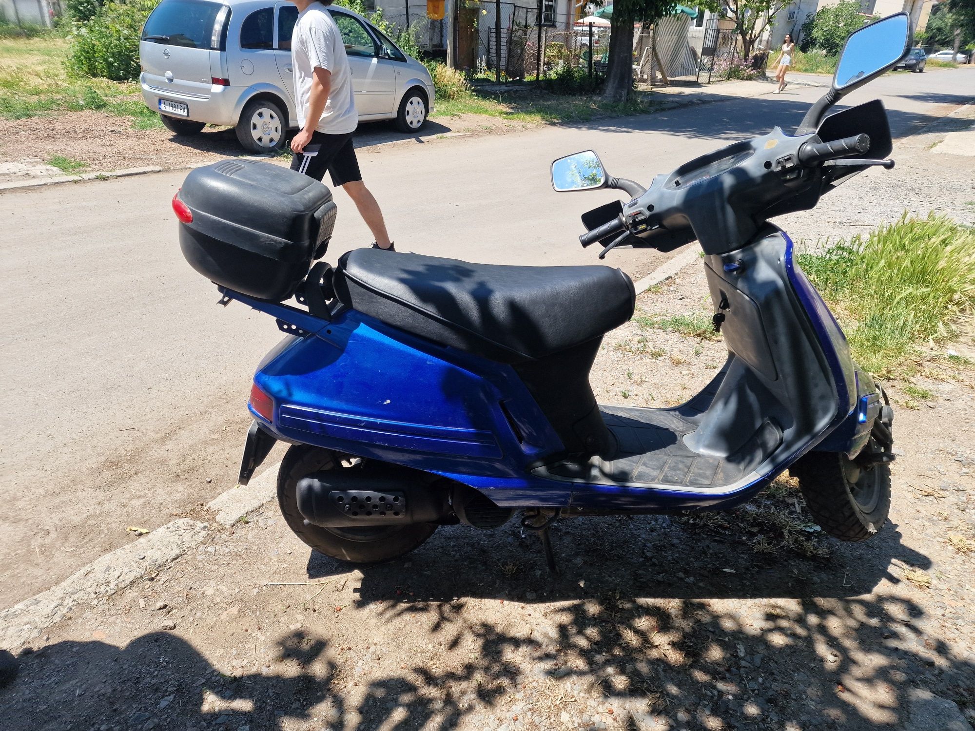 Скутер Peugeot 125 с регистрация