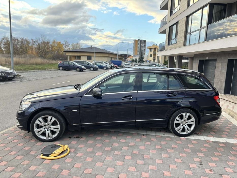 Mercedes c-class 320v6
