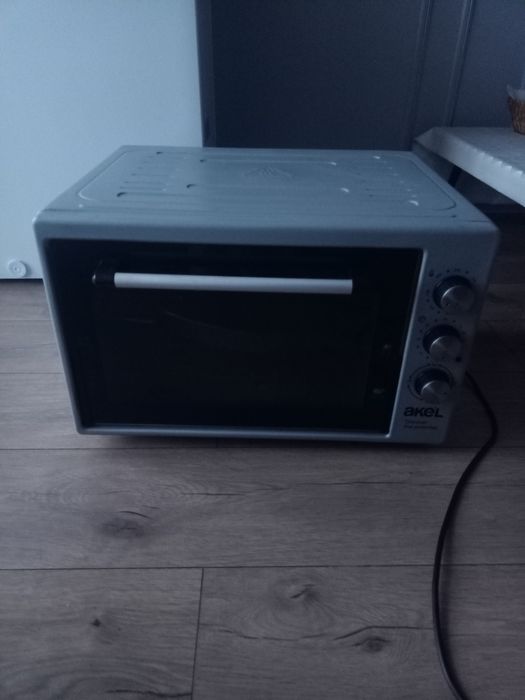 Срочна продам печку AKEL