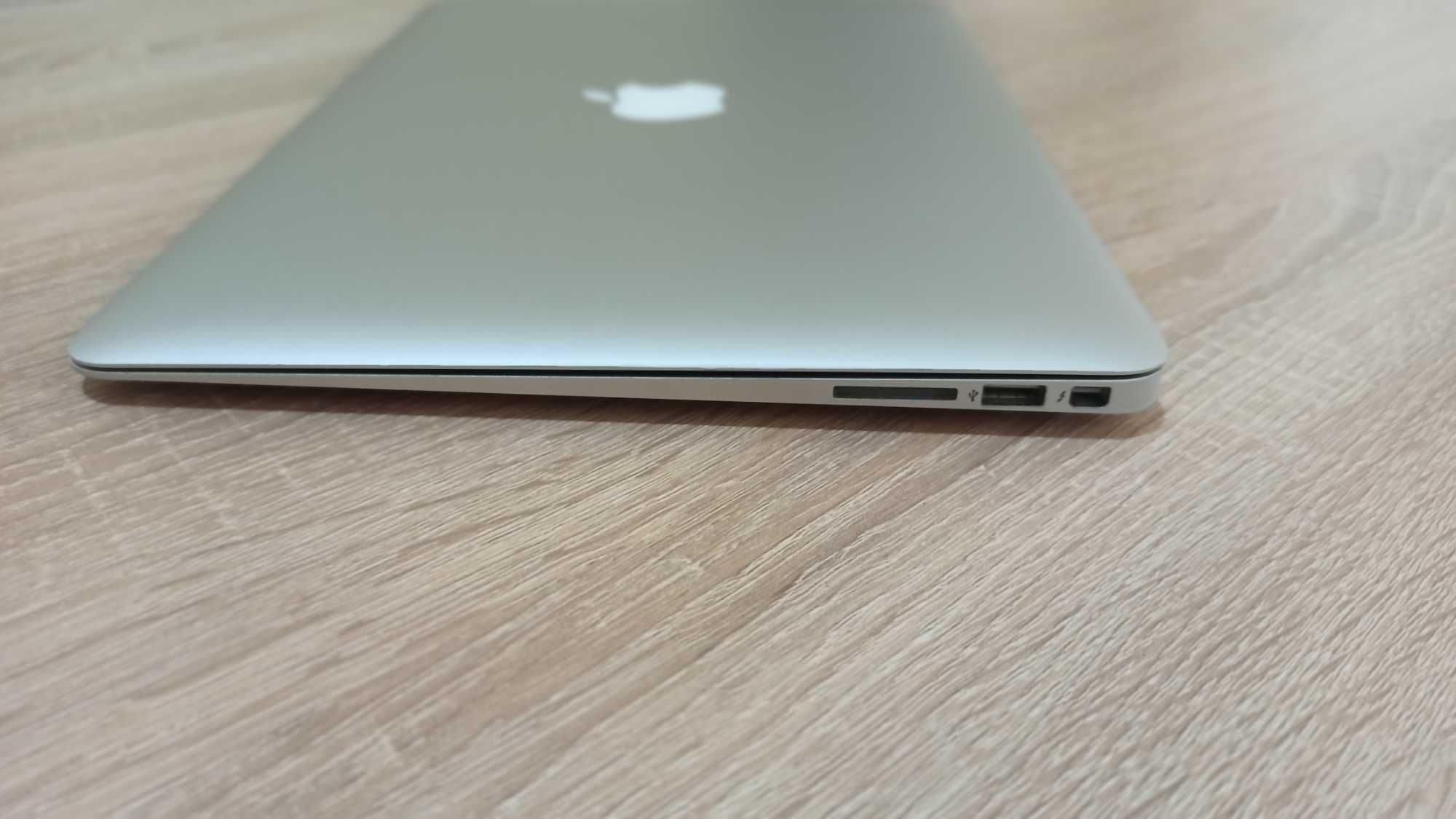Apple MacBook Air - 13-inch/2017/Intel i5/8gb ram/128gb ssd/a1466