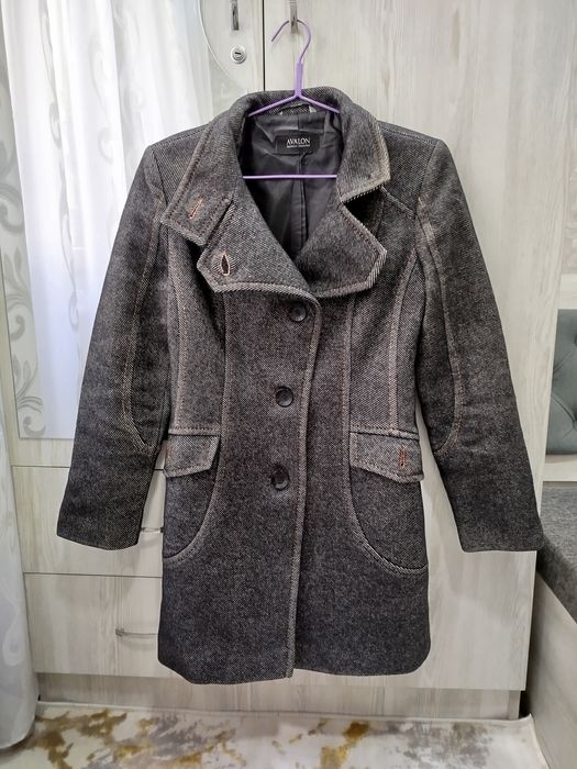 Женская пальто продается