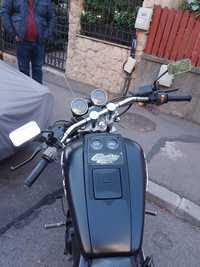 Motocicleta Honda VT 1100 Shadow