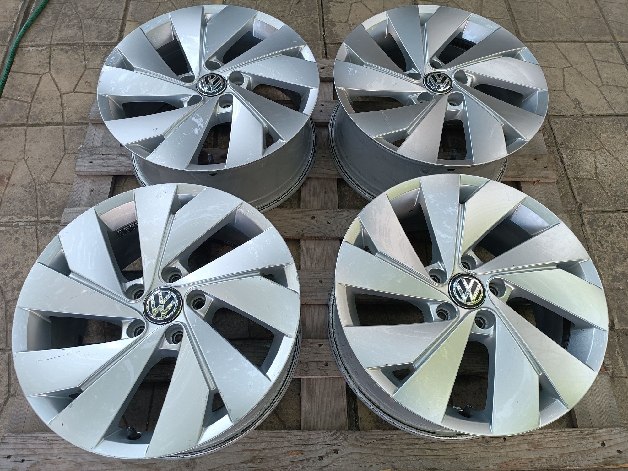 Лети джанти 17ки 5х112 VW