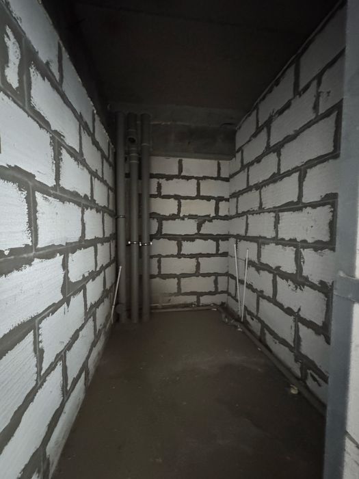 Urganch cityda 3 xonali kvartira sotiladi.