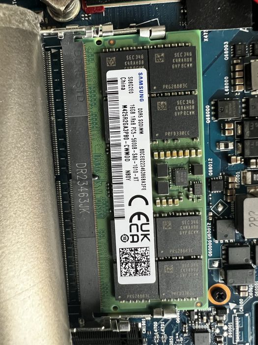 Оперативка для ноутбука ddr 5 samsung 16 gb 4800