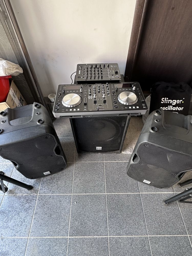 Sistem audio profesional ALTO+consola dj Pioneer