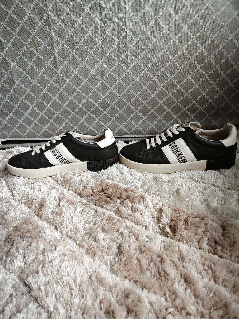 Обувки Bikkembergs