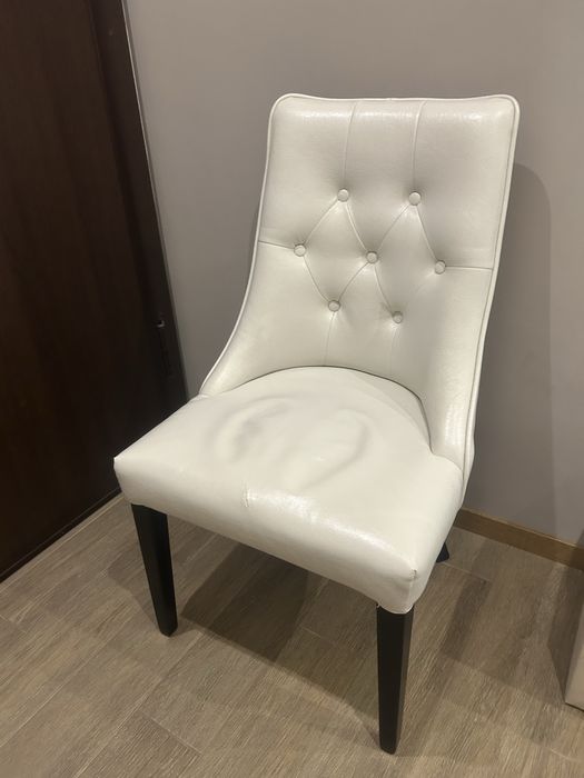 Тапициран трапезен стол!