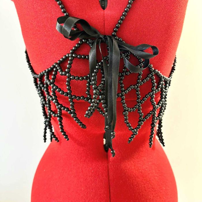 Bluza realizata din margele ideala pentruu accesorizarea tinutelor