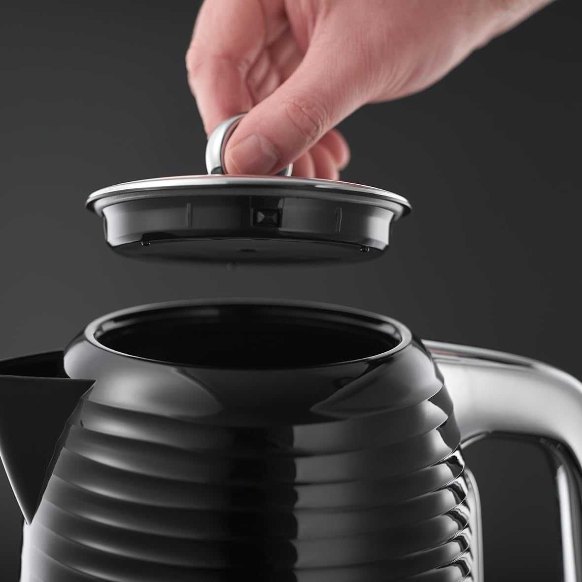 Електрическа кана за топла вода Russell Hobbs Inspire, 2400W, 1.7л.