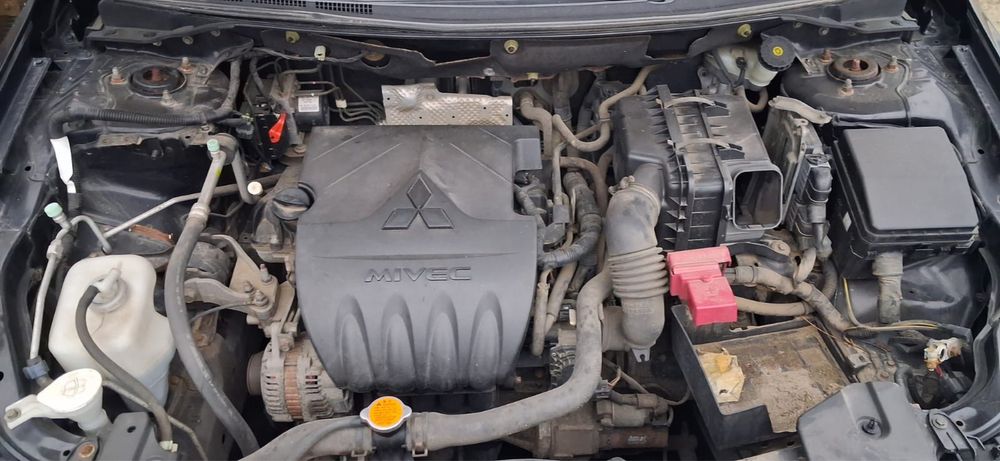 Dezmembrari Mitsubishi Lancer