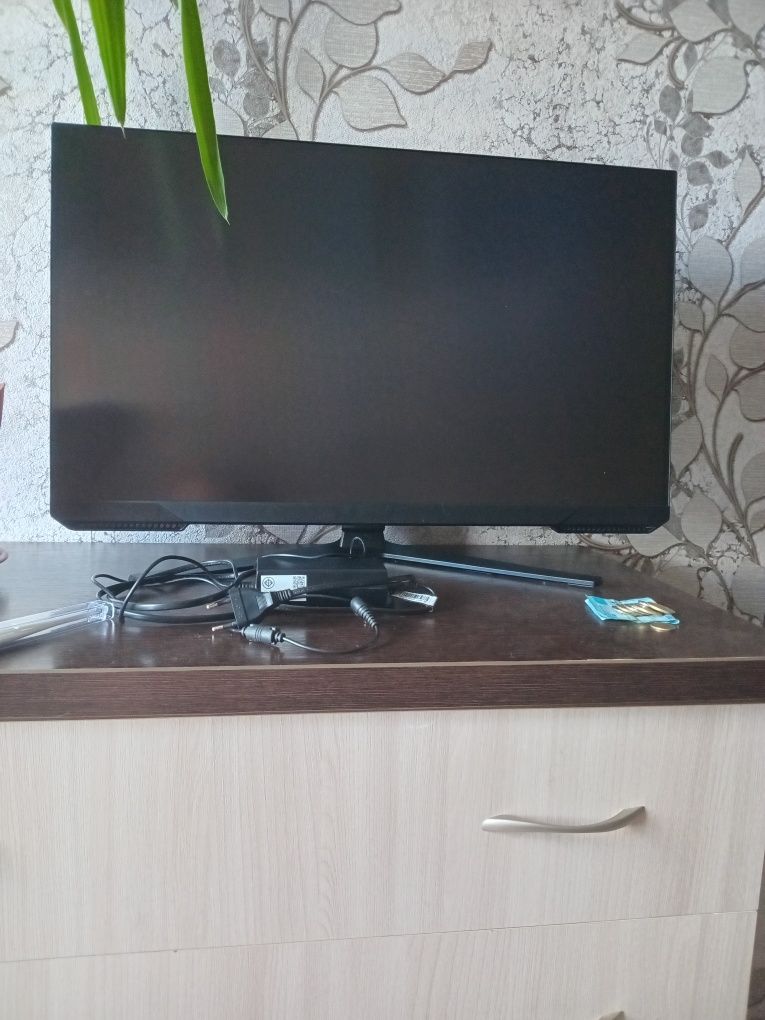 Манитор SAMSUNG  LS27